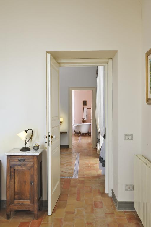 Residenza Matarazzo E Le Sue Soffitte Castellabate Exterior foto
